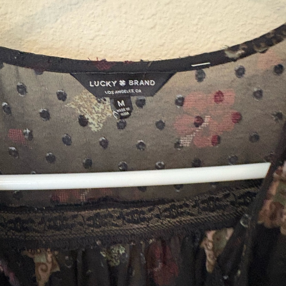 Lucky Brand Ruffle Sleeve Top - Picture 3 of 3